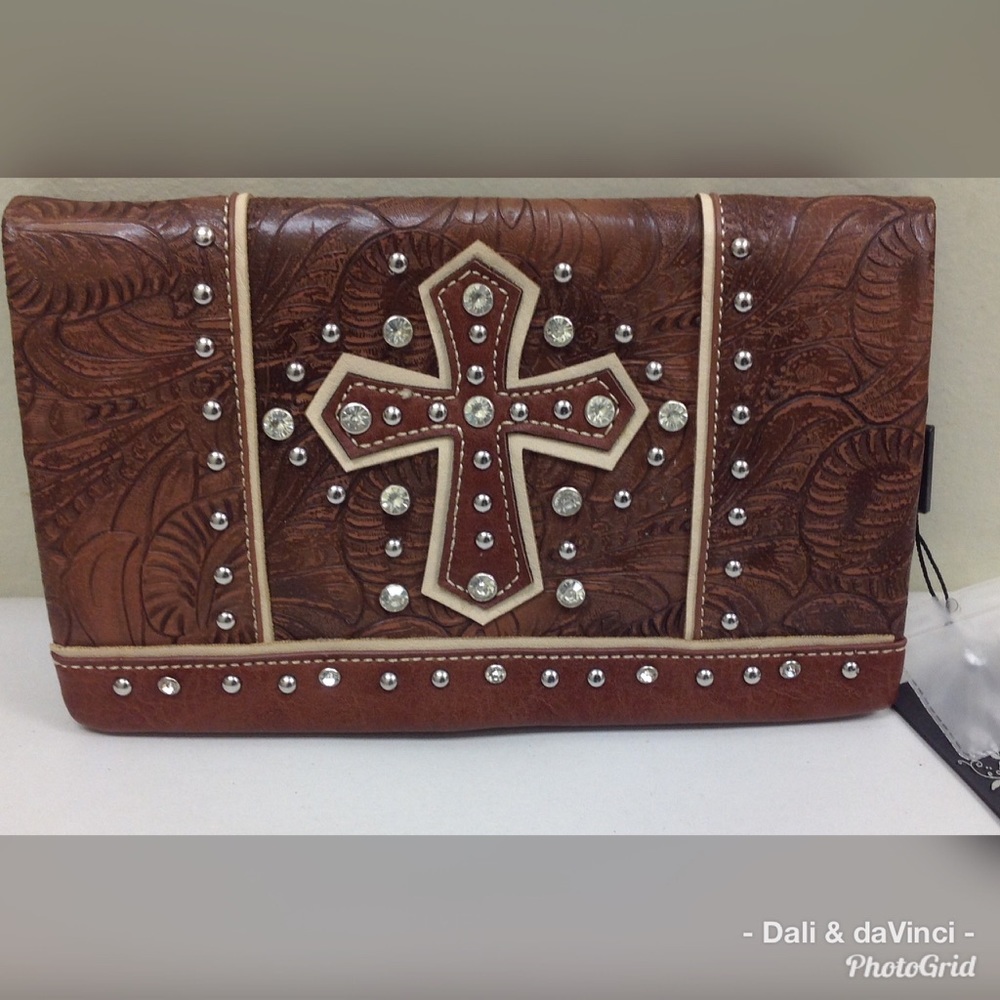 Rustic Coutures wallet/wristlet